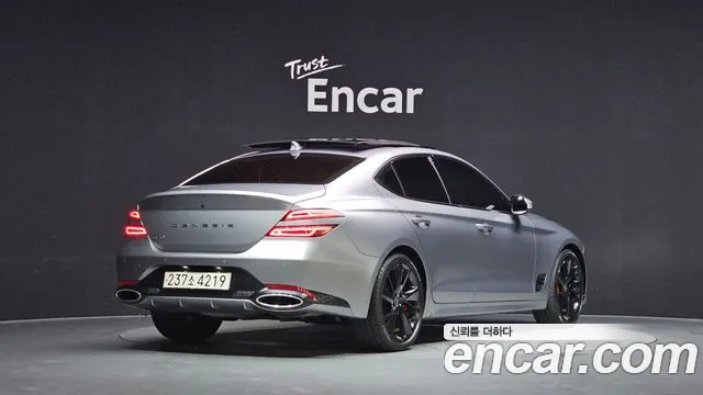 Genesis G70 — Фото автомобиля 2