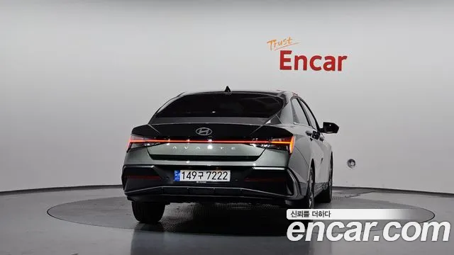 Hyundai Avante CN7 — Фото автомобиля 4