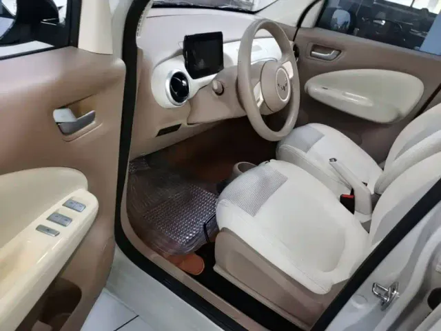 Wuling Hongguang Mini EV — Фото автомобиля 15