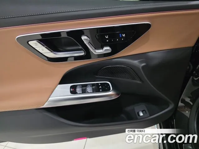 Mercedes-Benz E-Class W214 — Фото автомобиля 13