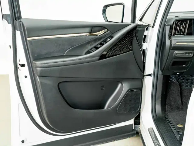 GAC Trumpchi E9 — Фото автомобиля 17