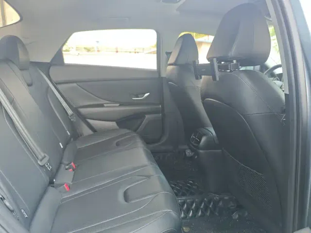 Hyundai Elantra — Фото автомобиля 13