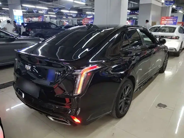Cadillac CT4 — Фото автомобиля 6