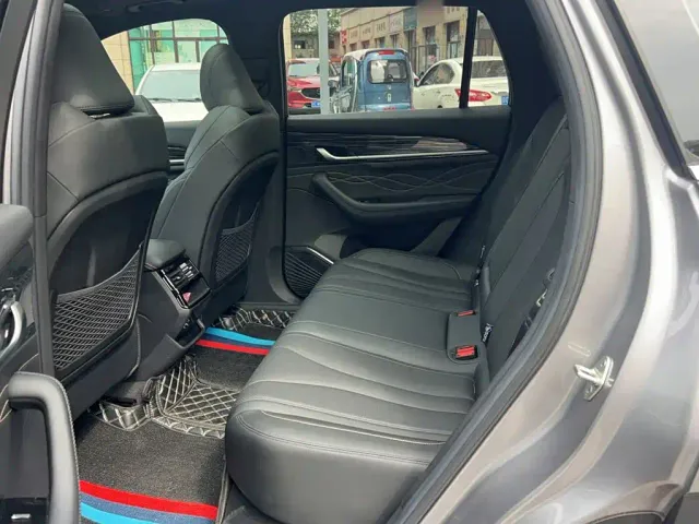 Geely Xingyue L — Фото автомобиля 5