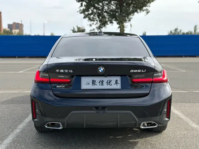 BMW 3 Series — Фото автомобиля 21