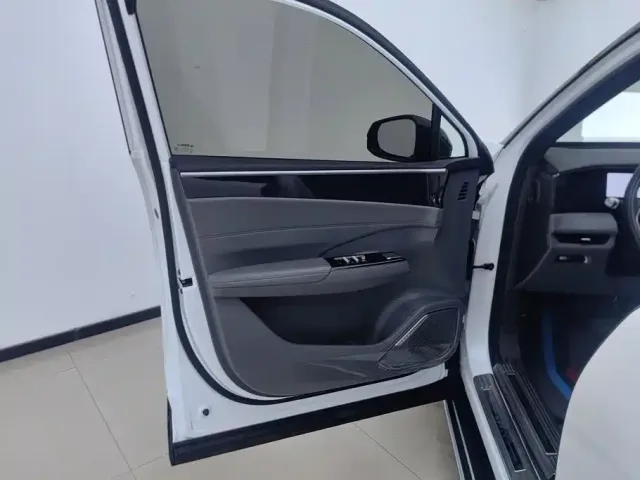 Geely Galaxy L7 — Фото автомобиля 7