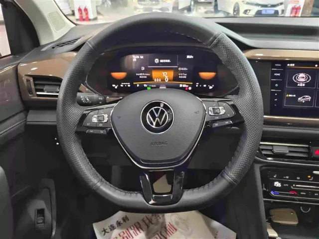 Volkswagen Tharu — Фото автомобиля 8