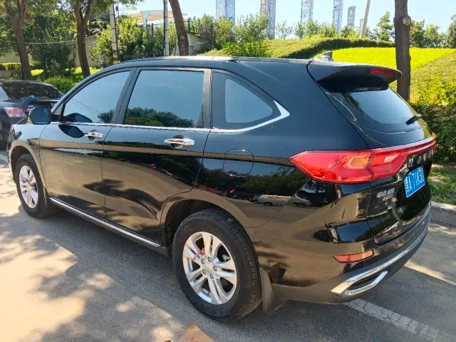 Haval M6 — Фото автомобиля 6