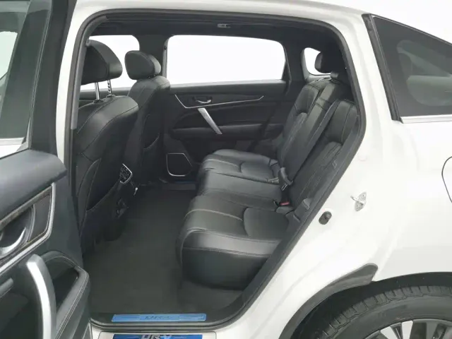 Honda UR-V — Фото автомобиля 15