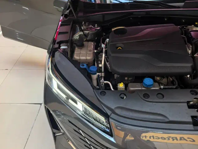 Changan Eado — Фото автомобиля 20