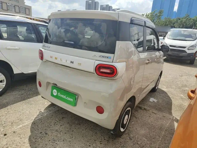 Wuling Hongguang Mini EV — Фото автомобиля 6