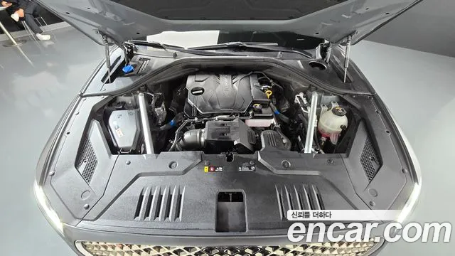 Genesis GV70 — Фото автомобиля 9