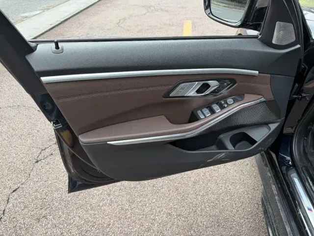 BMW 3 Series — Фото автомобиля 6