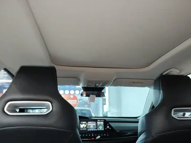 Changan Changan UNI-K 2021 2.0T Excellence — Фото автомобиля 17