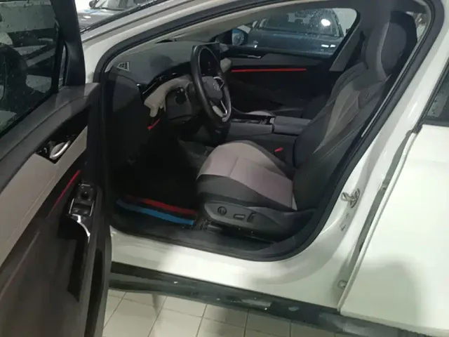 Volkswagen ID.7 Vizzion — Фото автомобиля 14