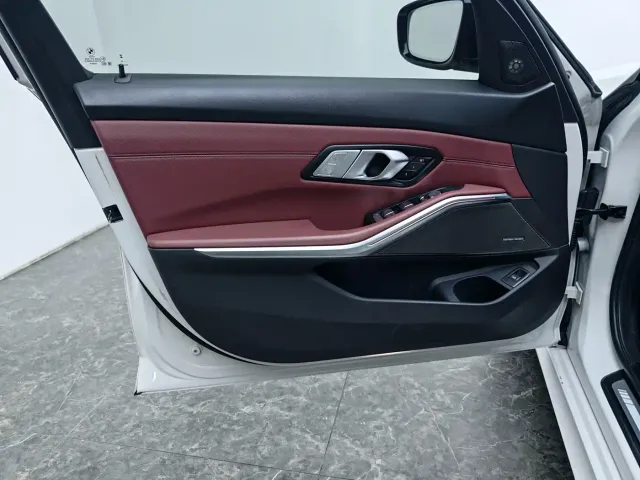 BMW 3 Series — Фото автомобиля 19