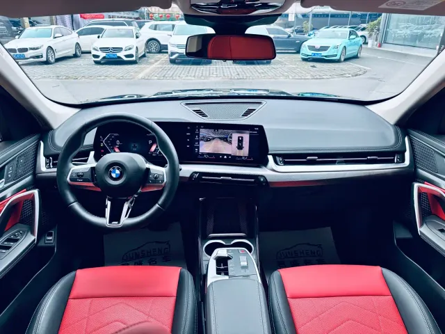 BMW X1 — Фото автомобиля 5