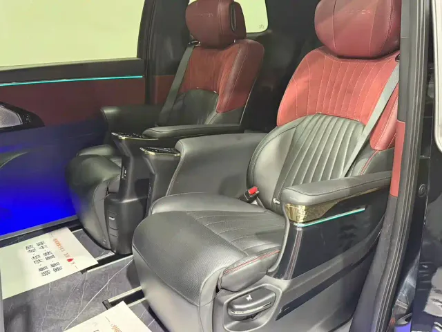 GAC Trumpchi M8 — Фото автомобиля 6