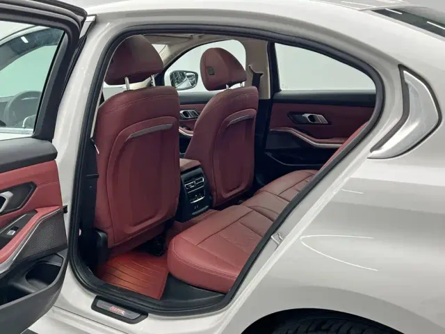 BMW i3 — Фото автомобиля 16
