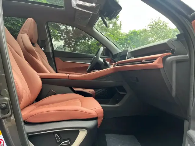 Changan CS75 Plus — Фото автомобиля 8