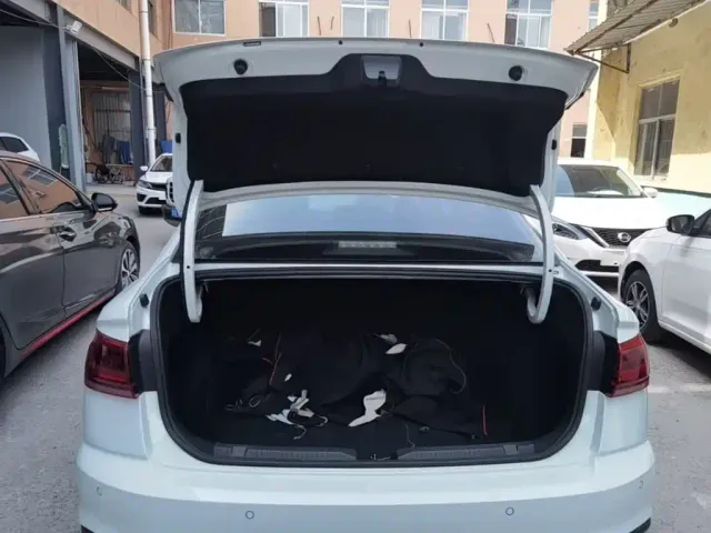 Volkswagen Bora 2023 1.5L Auto Free Ride Limited Edition — Фото автомобиля 14