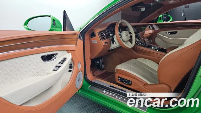 Bentley Continental — Фото автомобиля 10