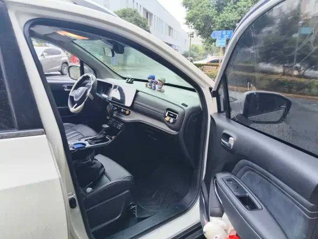 GAC Trumpchi GS3 — Фото автомобиля 13