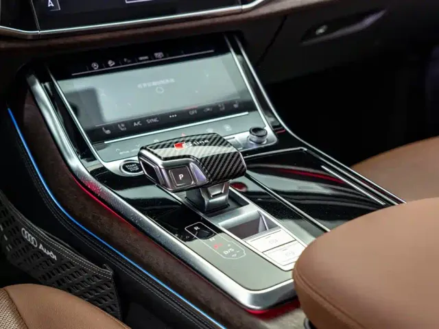 Audi Q7 — Фото автомобиля 14
