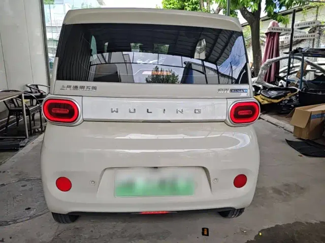 Wuling Hongguang Mini EV — Фото автомобиля 5