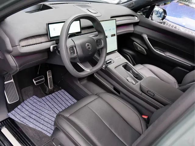Nio EC7 — Фото автомобиля 10