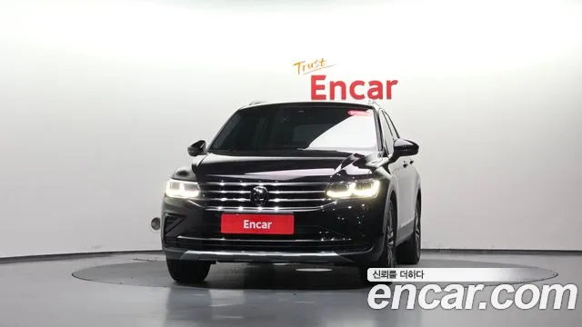Volkswagen Tiguan Generation 2 — Фото автомобиля 3
