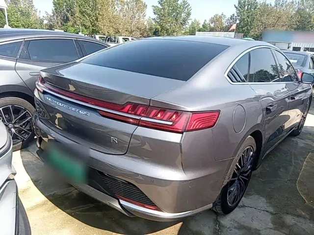 BYD Han — Фото автомобиля 6