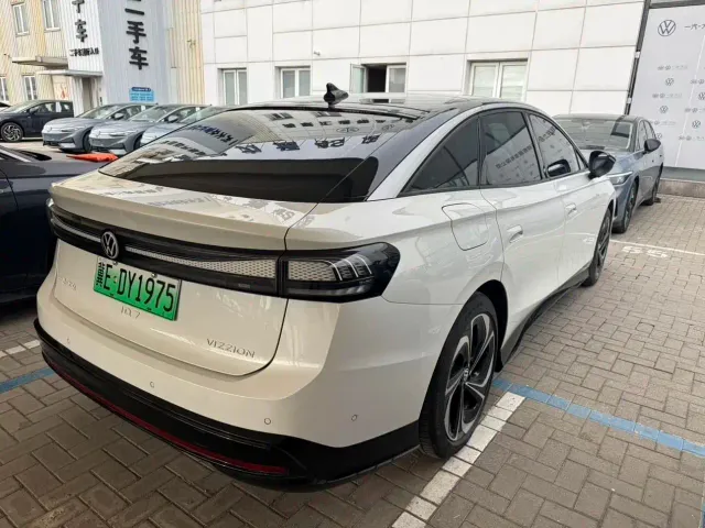 Volkswagen ID.7 Vizzion — Фото автомобиля 9