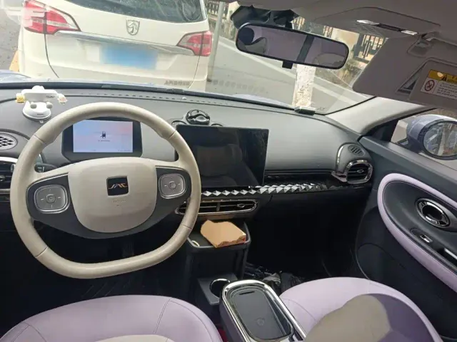 JAC Yiwei 3 — Фото автомобиля 12
