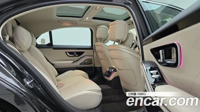 Mercedes-Benz S-Class — Фото автомобиля 10