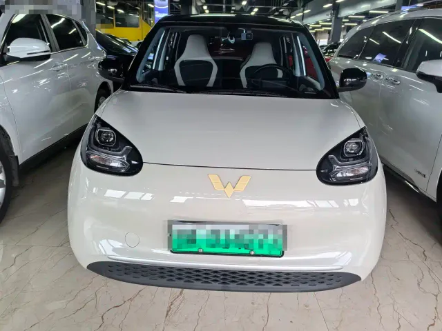 Wuling Bingo — Фото автомобиля 2