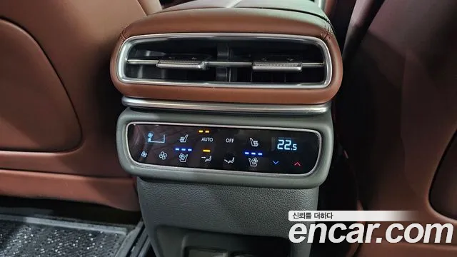 Genesis GV80 — Фото автомобиля 24