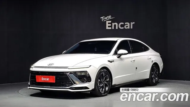 Фотография автомобиля — Hyundai Sonata DN8