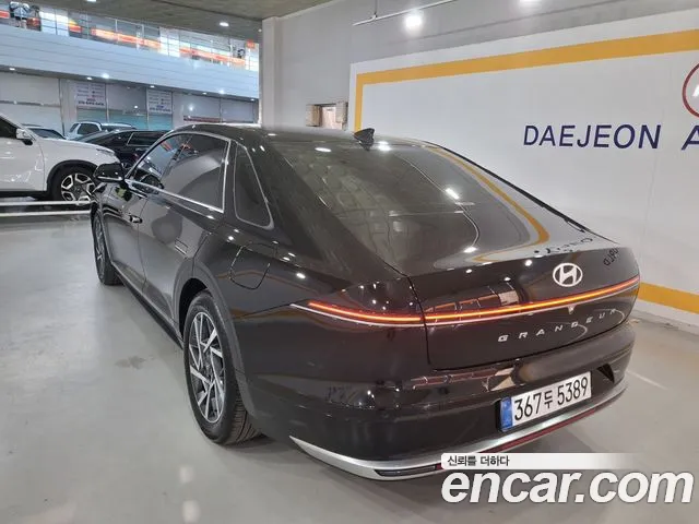 Hyundai Grandeur GN7 — Фото автомобиля 4