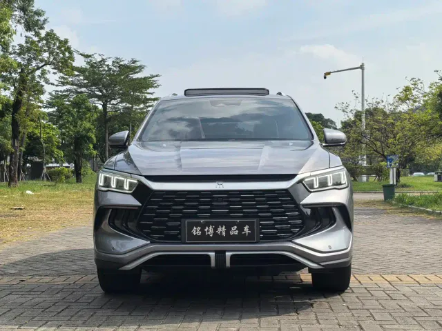 BYD Song Pro — Фото автомобиля 2