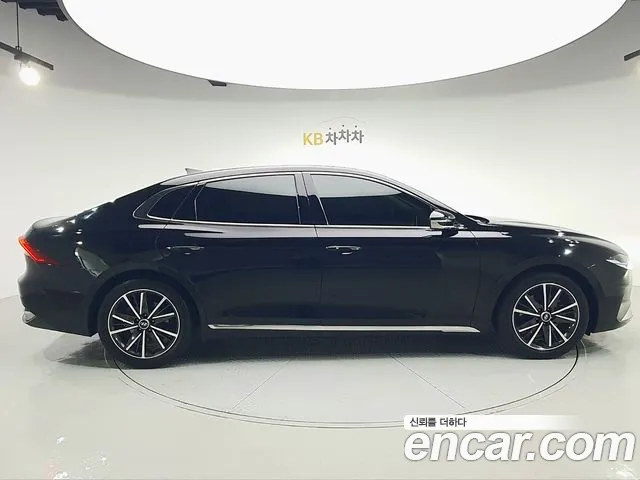 Hyundai Grandeur Новый Grandeur IG — Фото автомобиля 8