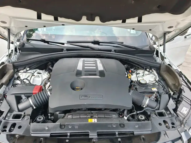 Land Rover Range Rover Velar — Фото автомобиля 30