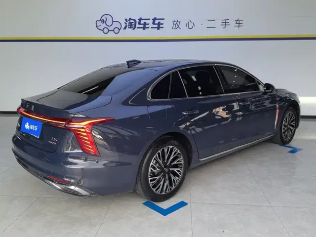 Hongqi H5 — Фото автомобиля 3