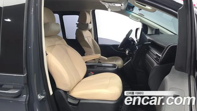 Hyundai Staria Новый Staria L3.5 Карго 5 мест — Фото автомобиля 24