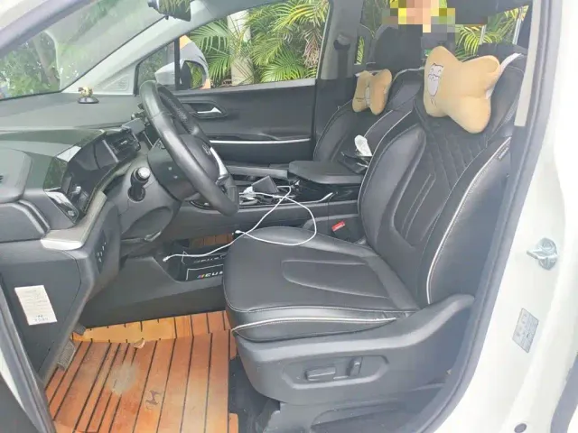 Hyundai Custo — Фото автомобиля 16