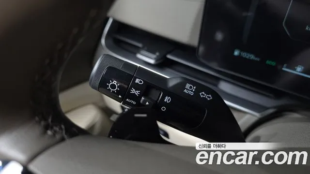 Kia Carnival — Фото автомобиля 29