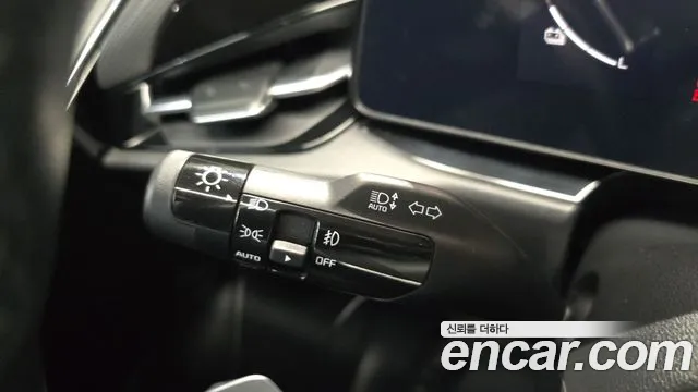 Kia Niro New — Фото автомобиля 28