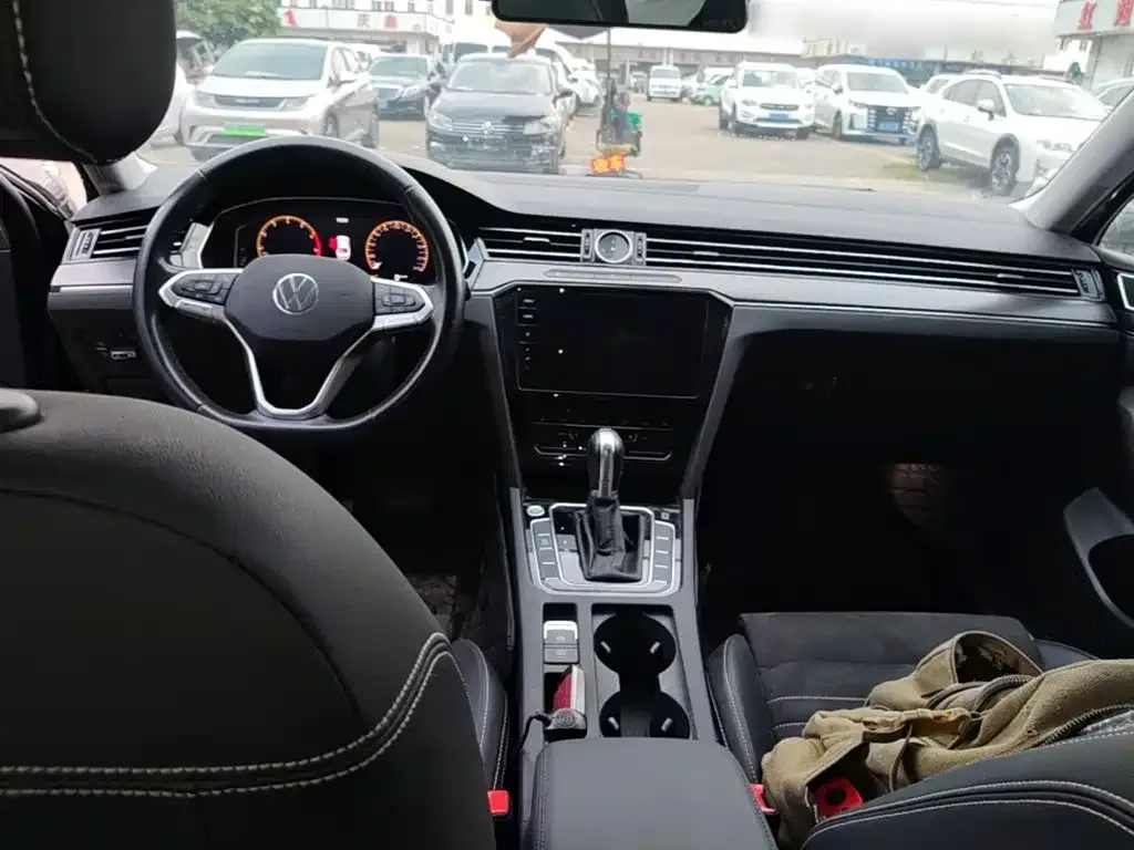 Volkswagen Magotan 2020 330TSI DSG Leading — Фото автомобиля 9