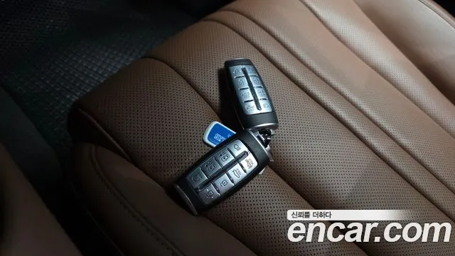 Genesis G80 Бензин 2.5 турбо 2WD — Фото автомобиля 6