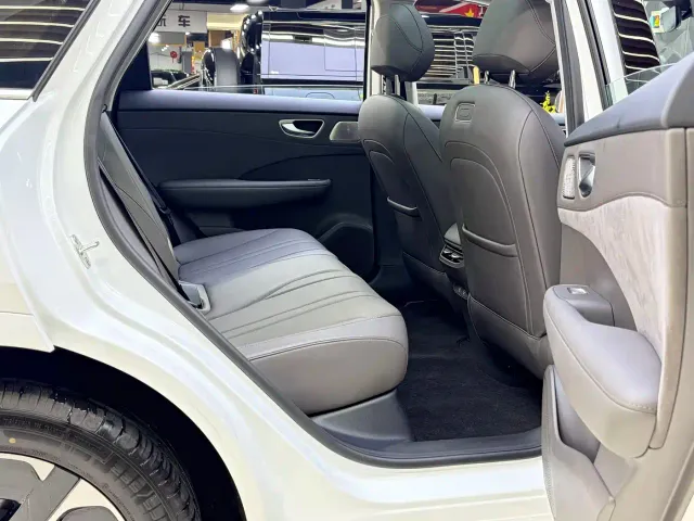 Shangjie SUV — Фото автомобиля 19